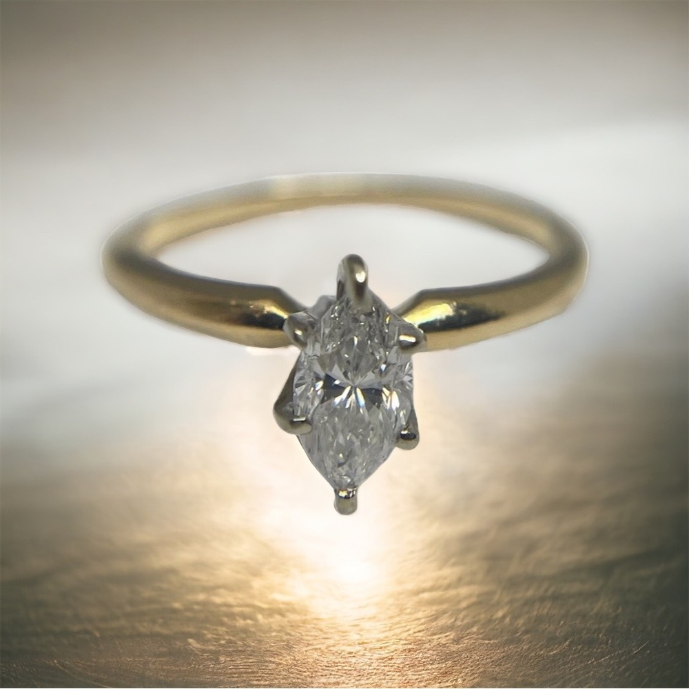 Vintage: .5 CT Marquise Diamond Solitaire Engagement Ring 𖦹 14K Gold 𖦹 Size 5 - Picture 6 of 16